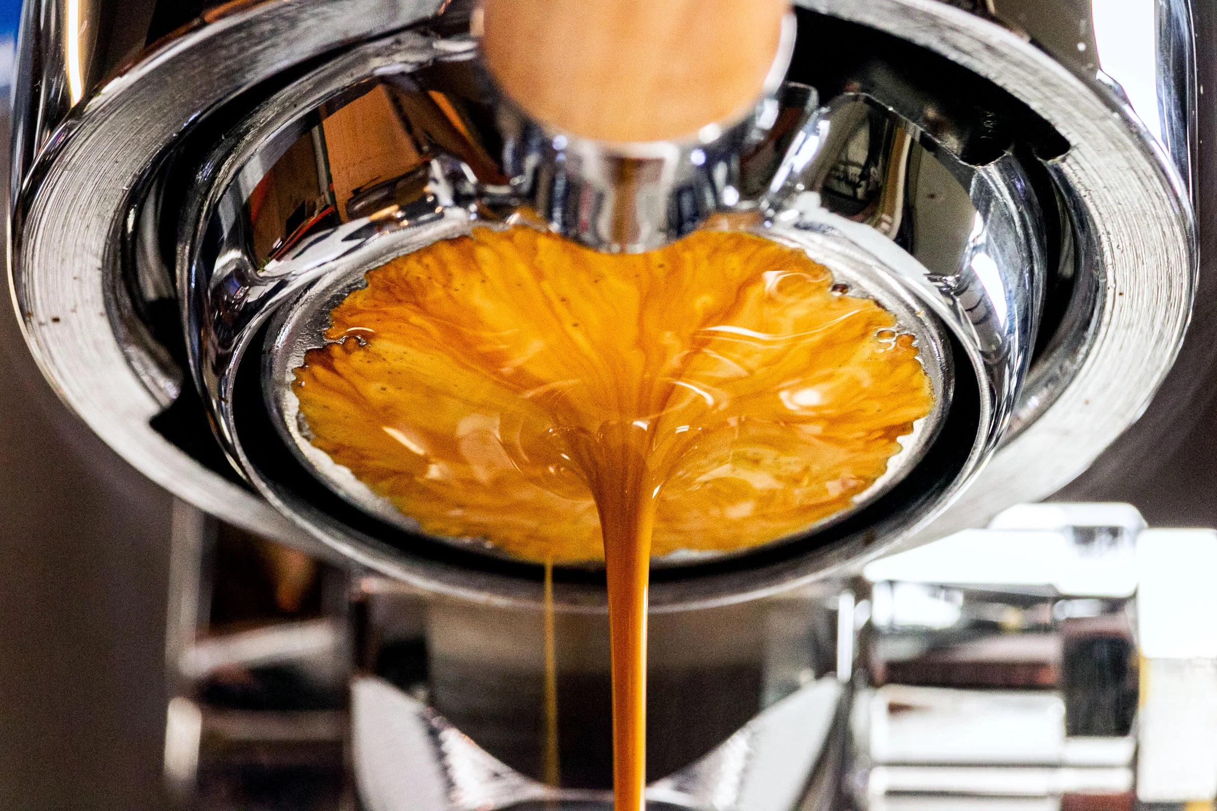 Why Does My Espresso Channel? Causes, Fixes, and How to Stop Channeling for Good